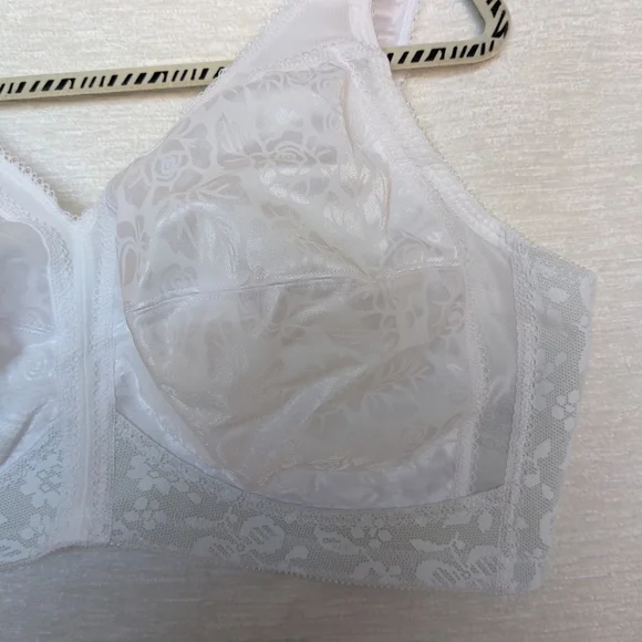 Playtex 44DD Woman Bra Wireless Comfort Strap White 18 Hour Line New - Picture 2 of 9